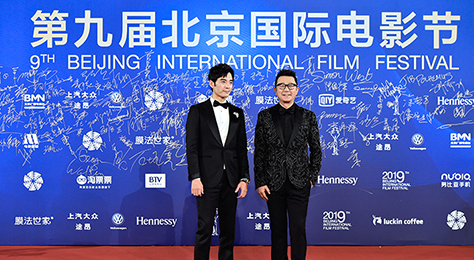 著名影星李光洁在第九届北京国际电影节开幕式红毯.jpg